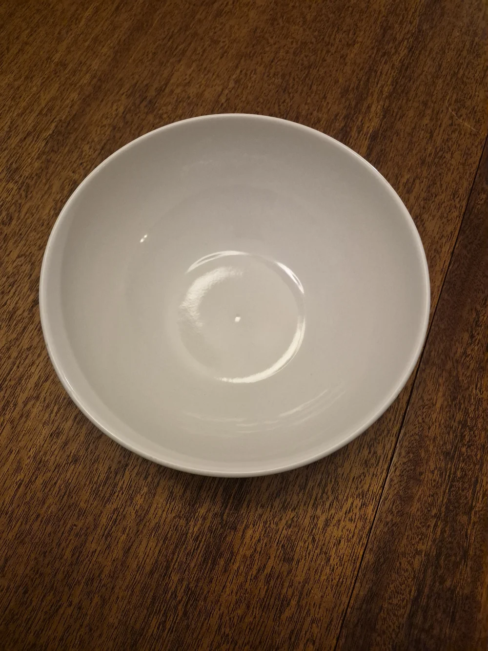 Mikasa Ocean Jewel White Beachy  Ceramic Serving Bowl with Embossed Exterior